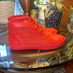 listing-status-banner